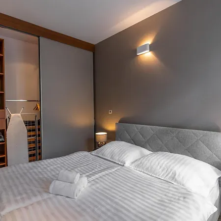 Διαμέρισμα Laurinska Modern In Direct Centrum Of Bratislava, Air-condition
