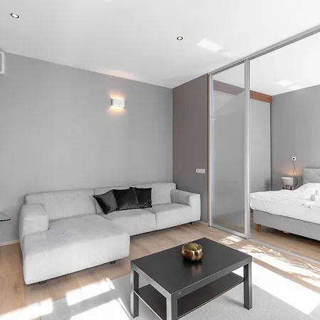 Apartman Laurinska Modern In Direct Centrum Of Bratislava, Air-condition Pozsony