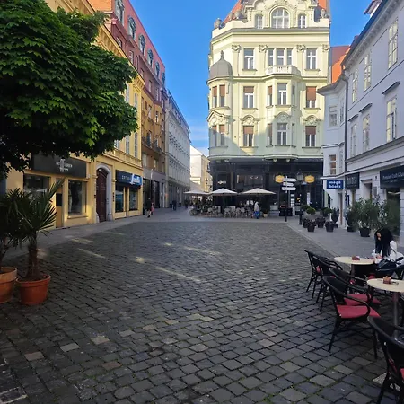 Laurinska Modern In Direct Centrum Of Bratislava, Air-condition Daire *