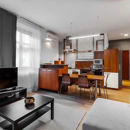 Laurinska Modern In Direct Centrum Of Bratislava, Air-condition Daire *